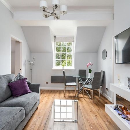 Stylish Apt With Minster Views I Pass The Keys York Bagian luar foto