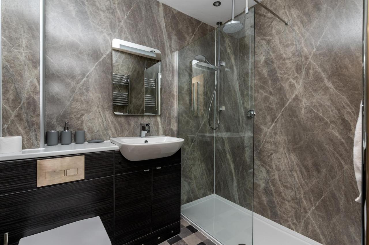 Stylish Apt With Minster Views I Pass The Keys York Bagian luar foto