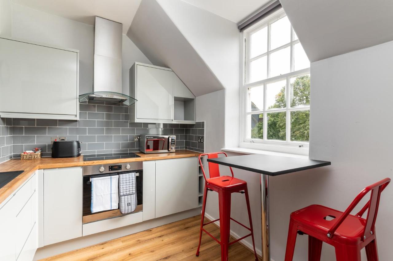 Stylish Apt With Minster Views I Pass The Keys York Bagian luar foto