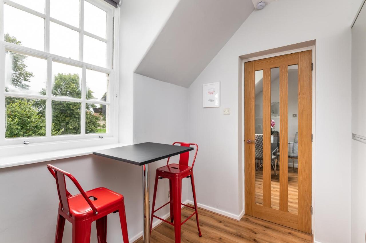 Stylish Apt With Minster Views I Pass The Keys York Bagian luar foto